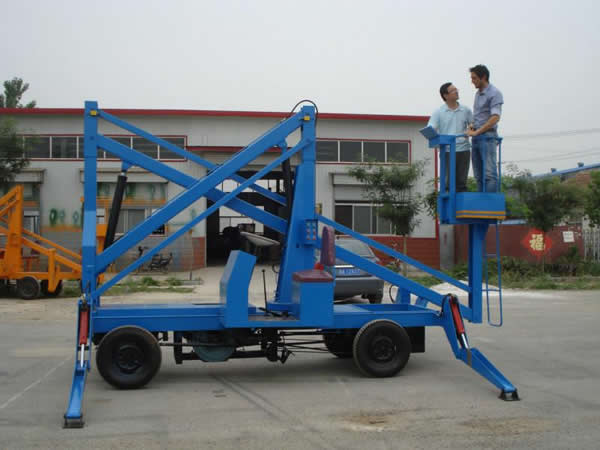 折臂升降機的使用維護常識 折臂升降機的使用維護常識